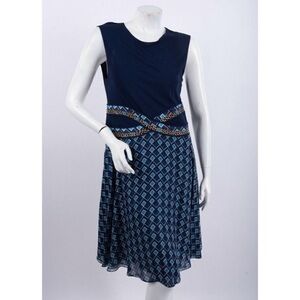 Elegant Navy Blue Sleeveless Dress